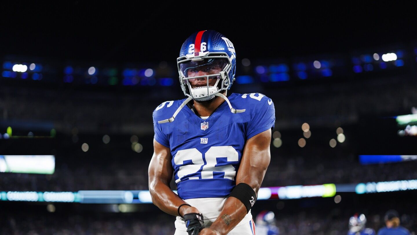 Report: Giants, Saquon Barkley have talked but have exchanged no numbers