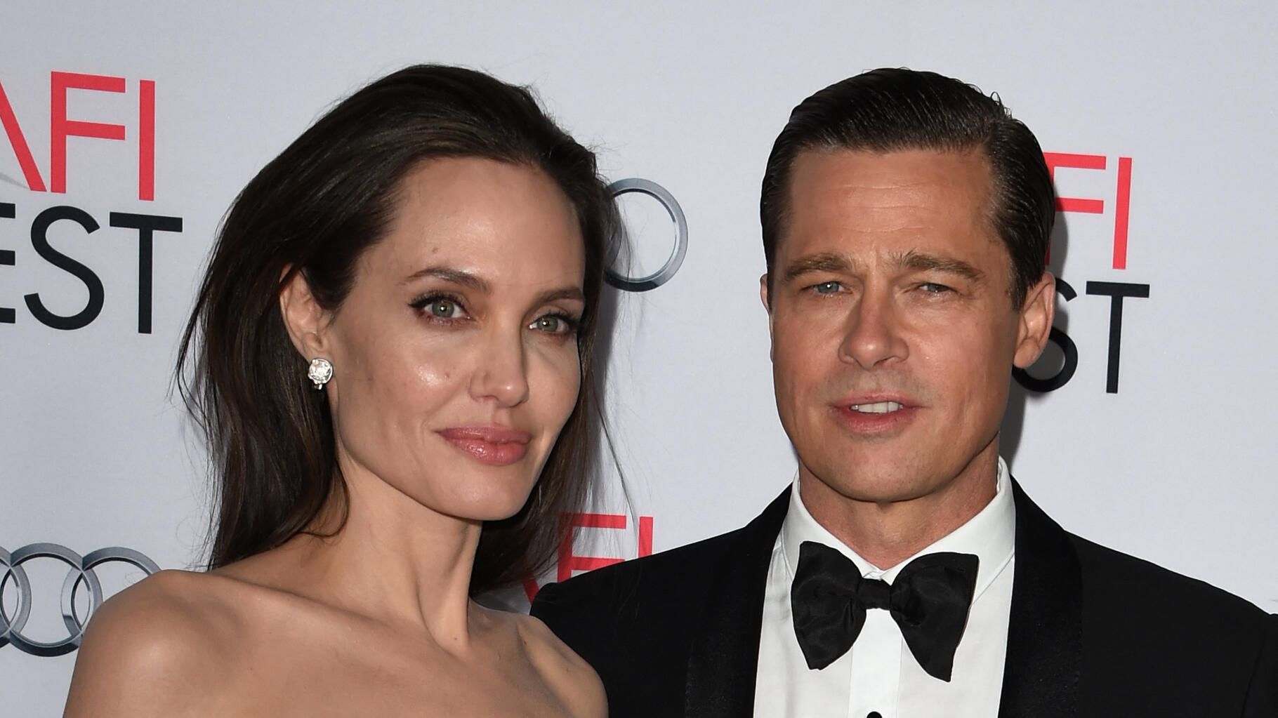 Angelina Jolie affirme que Brad Pitt a été violent bien avant l’épisode de l’avion en 2016