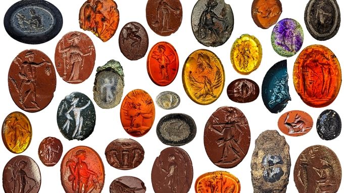 Archaeologists Found Gemstones at an Ancient Roman Bathhouse