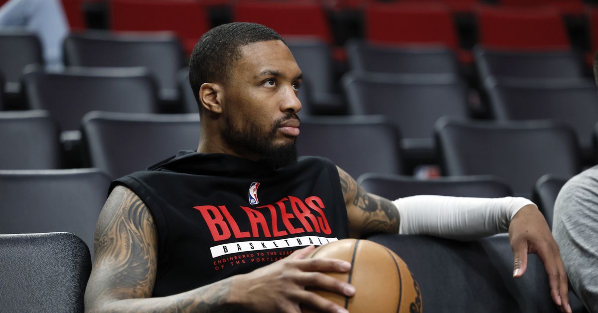 Blazers Star Damian Lillard Sounds Off on Mike Budenholzer Firing