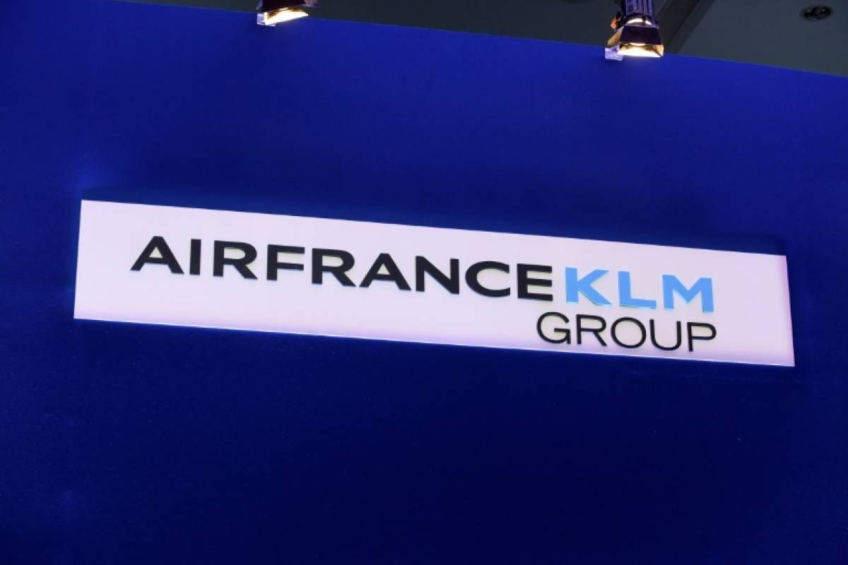 Air France-KLM poursuit son redressement et table sur un été "dynamique"