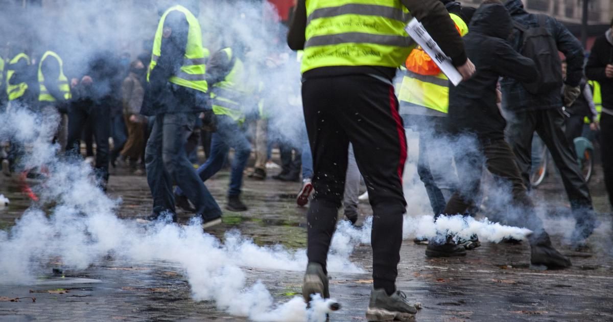 Un CRS mis en examen pour l'éborgnement d'un gilet jaune en 2019 à Paris