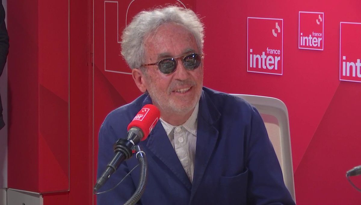 Mathieu Belezi, lauréat du prix du Livre Inter 2023, David Foenkinos, Eva Bettan et les jurés