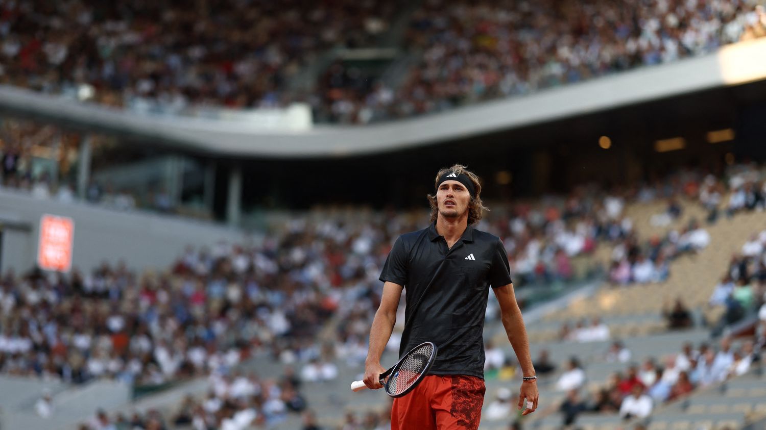 Roland-Garros 2023 : Alexander Zverev domine largement Grigor Dimitrov et se qualifie pour les quarts de finale