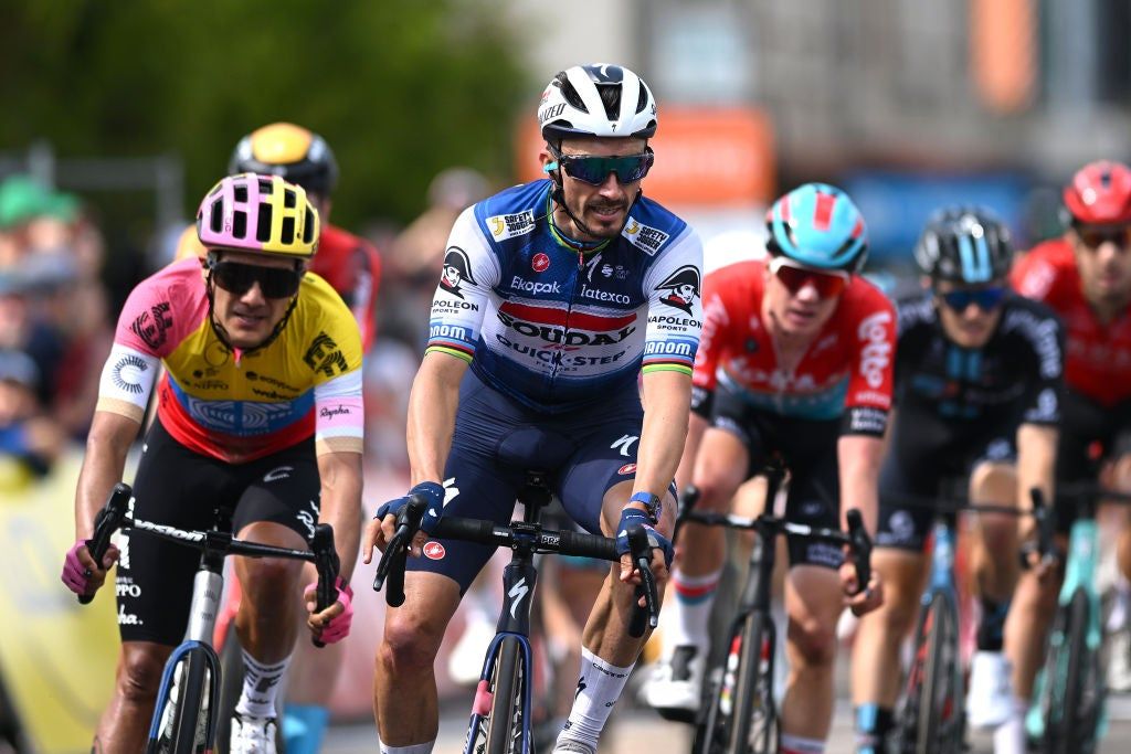 Critérium du Dauphiné stage 2: Julian Alaphilippe back in high life again