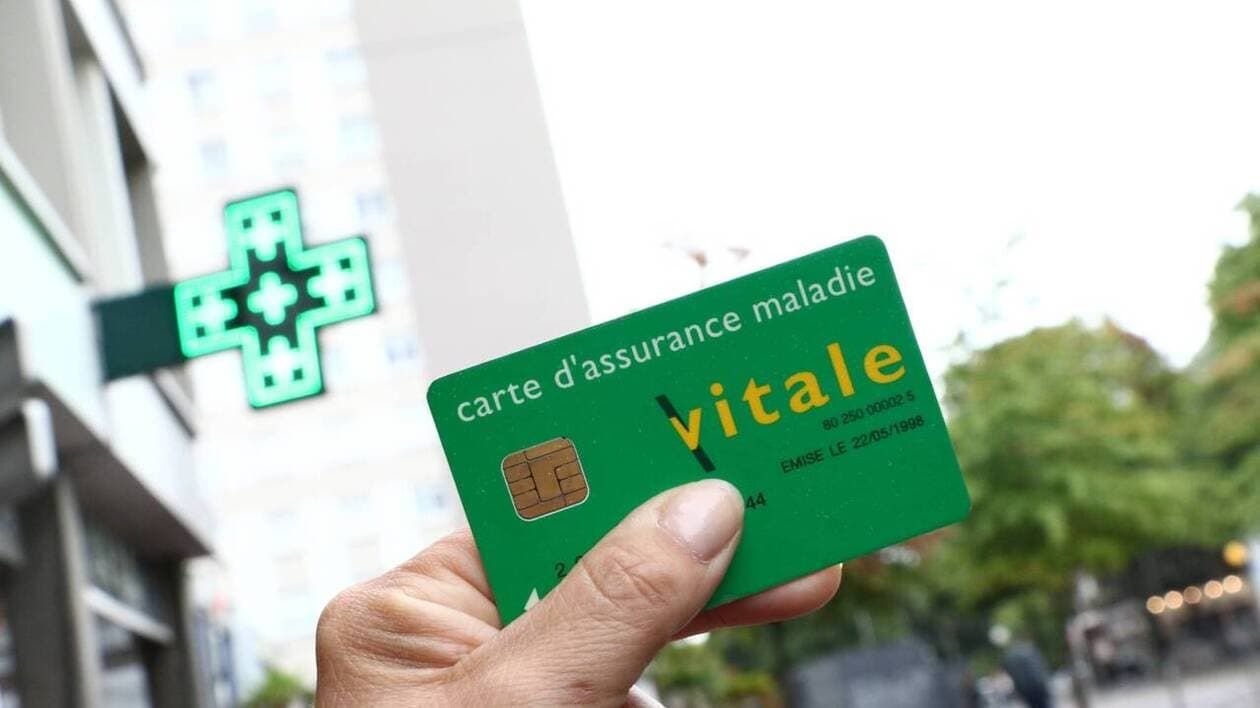 Pourquoi l’idée d’une fusion des cartes Vitale et d’identité ne plaît pas à l’Assurance maladie