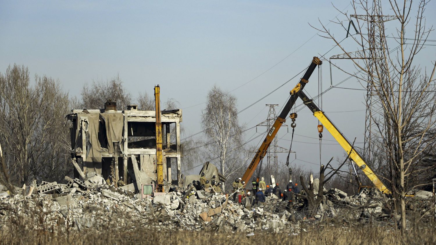 Kiev dit avoir ciblé une "formation" russe dans la ville de Makiïvka