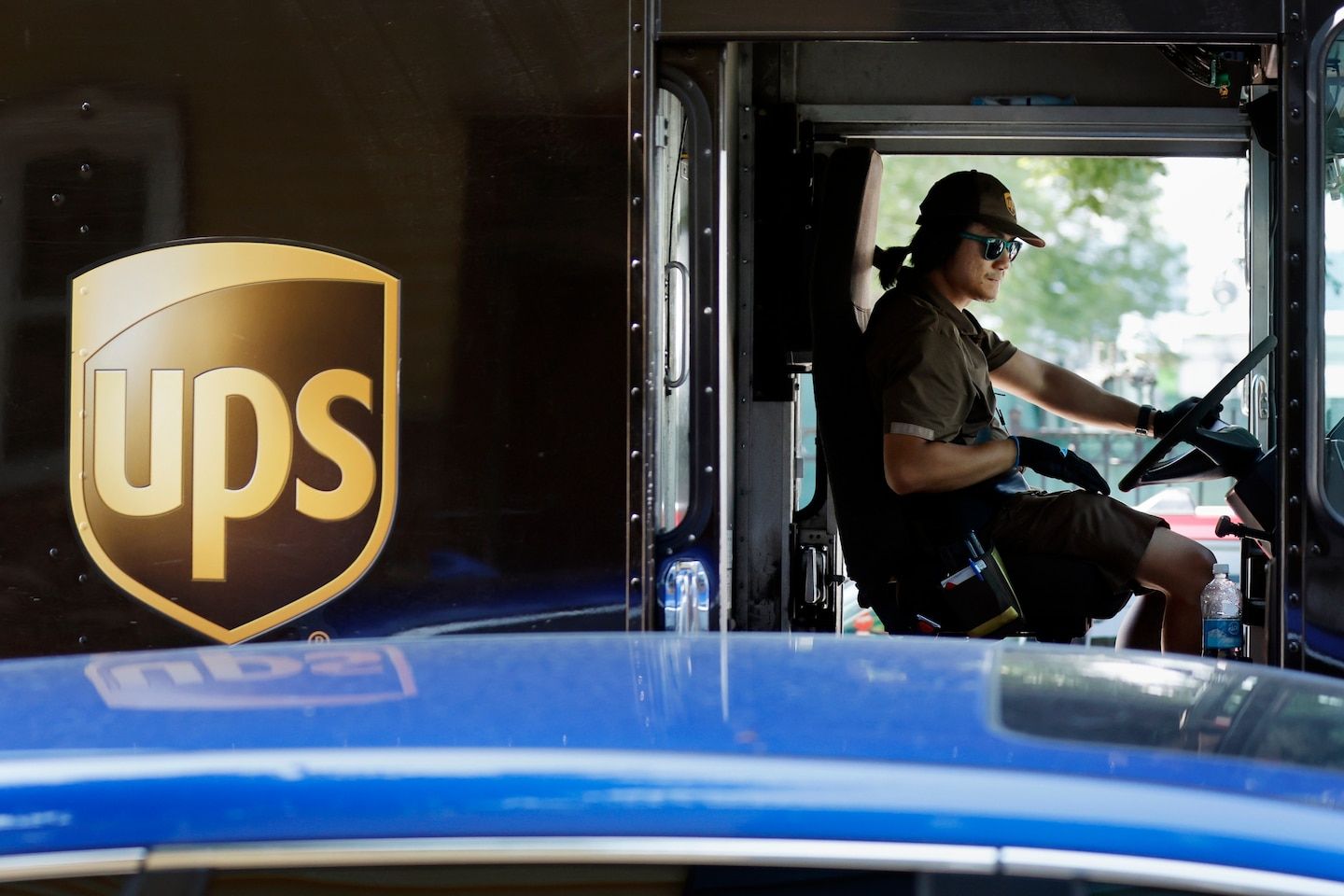 UPS, Teamsters accuse each other of walking out of contract talks