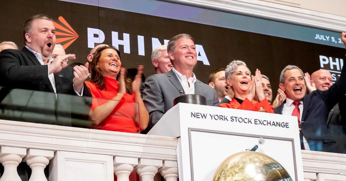 Auto supplier Phinia's stock gains in debut on NYSE