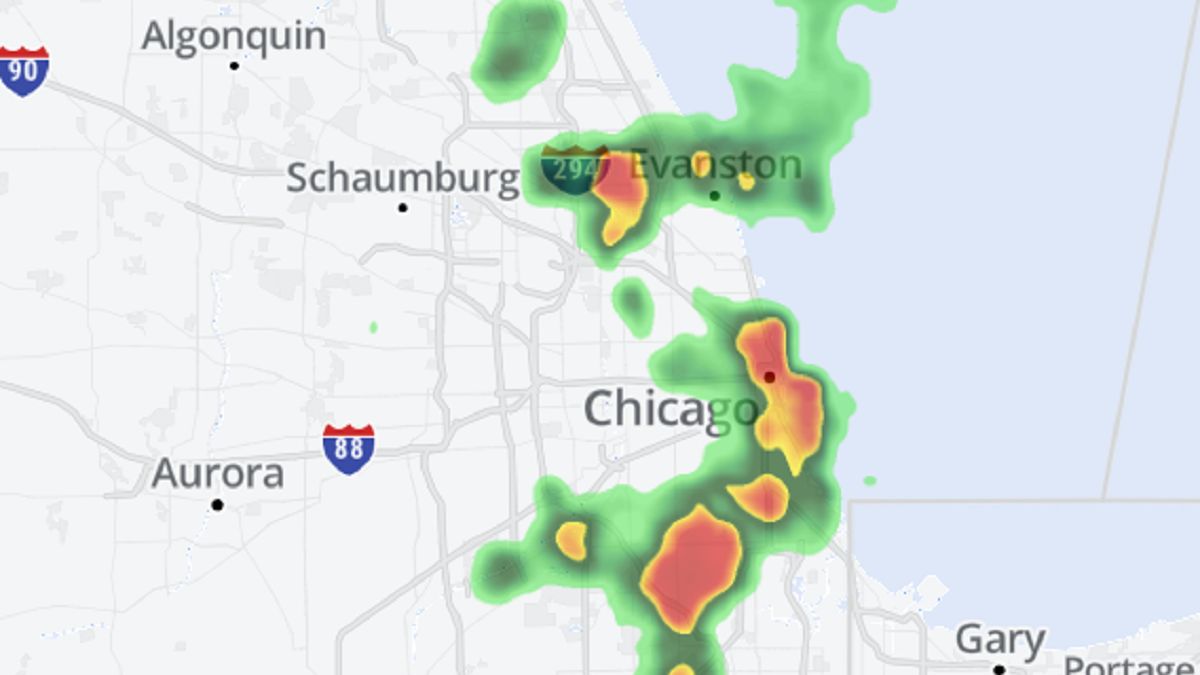 Live Radar: Track strong storms as severe weather moves into Chicago area