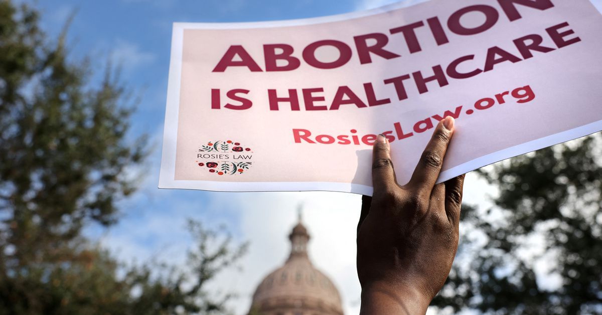 Judge temporarily exempts women with complicated pregnancies from Texas abortion ban