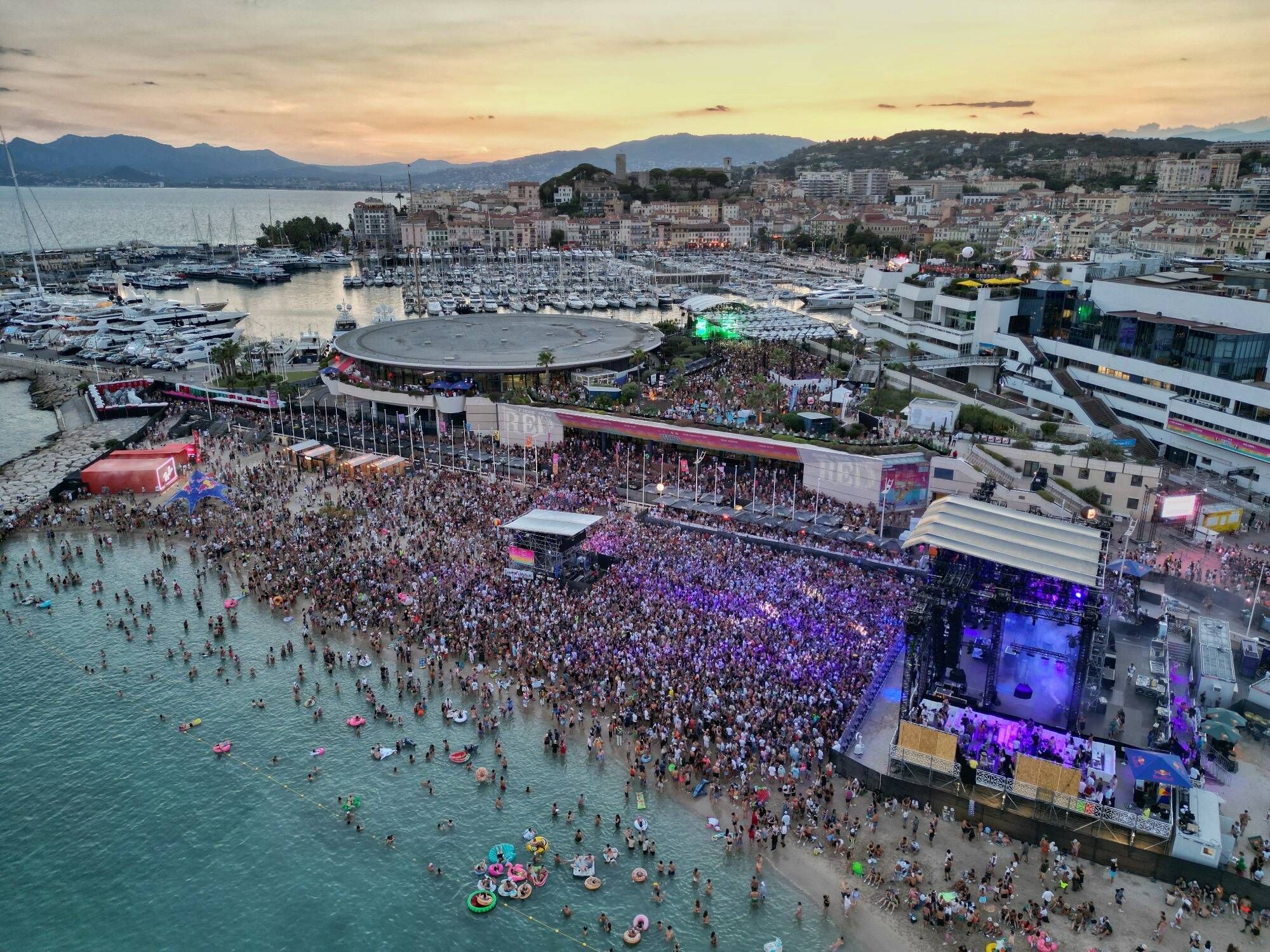 À Cannes, trois interpellations lors de la première soirée des plages électros