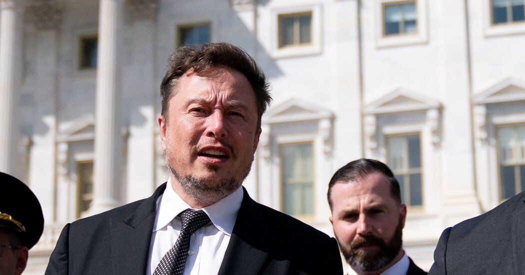 S.E.C. Sues Elon Musk to Compel Him to Testify on Twitter Purchase