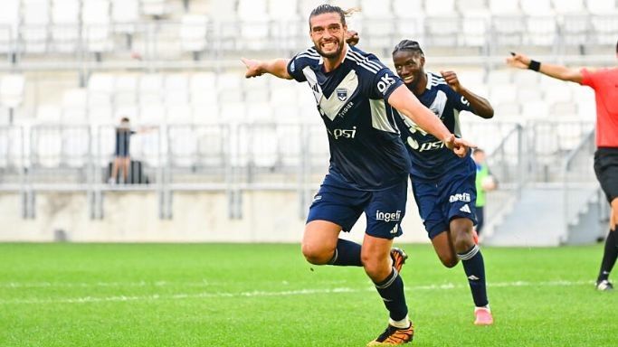 Vidéo : les deux buts des Girondins inscrits par Andy Carroll face à Saumur