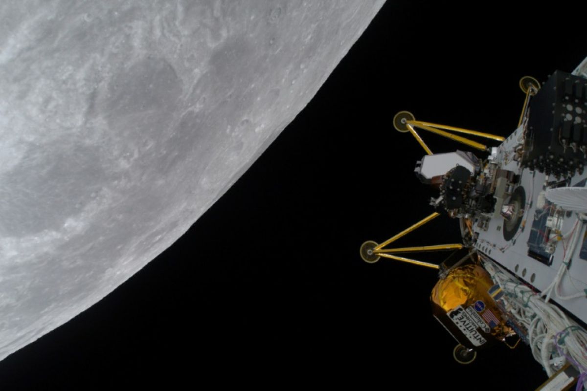 La sonde américaine s'étant posée sur la Lune est probalement inclinée