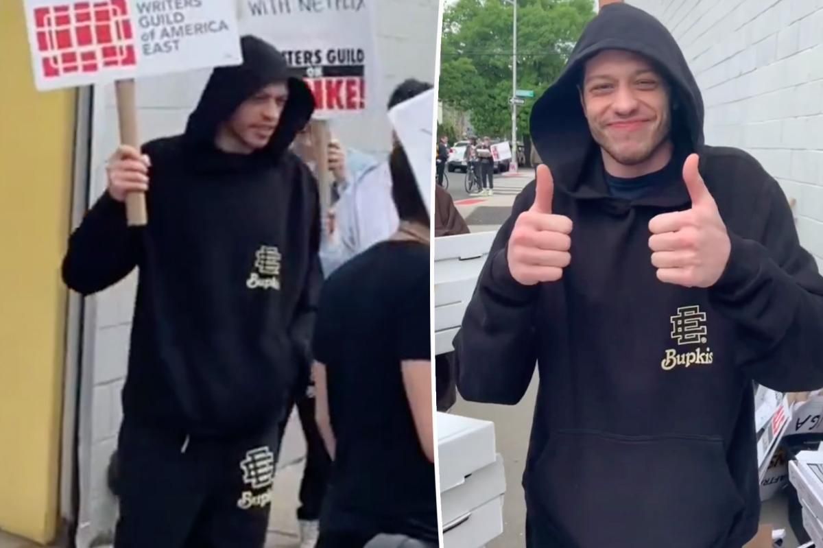 Pete Davidson hands out pizza to writers on strike