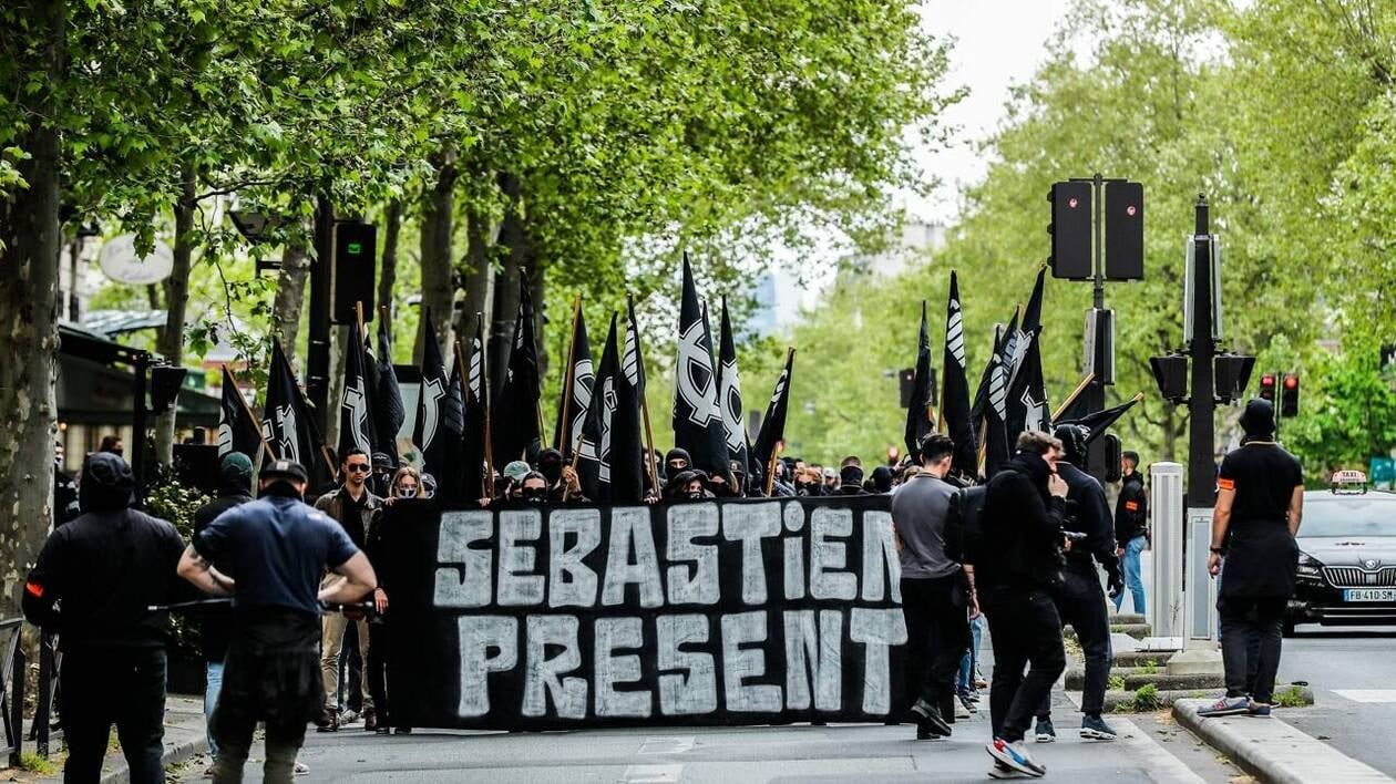 Une manifestation d’ultradroite réunit plusieurs centaines de personnes à Paris