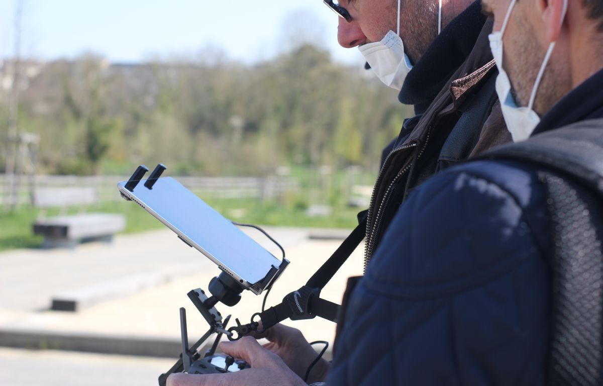 Manifestation à Rennes : Le drone de la police attaqué par des mouettes et des goélands