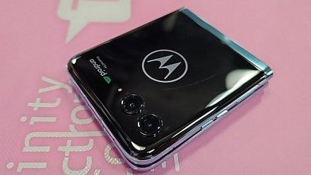 【行情速遞】細摺機王 Motorola Moto Razr 40 Ultra 抵港！Google 服務接近完美