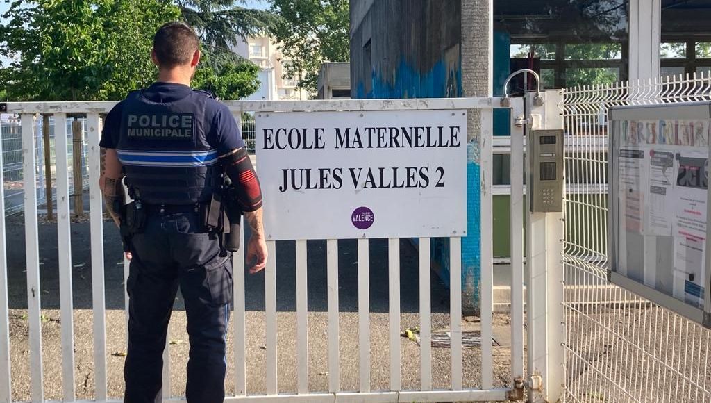 Après des menaces de mort près d'une école de Valence, aucun élève en classe ce mardi