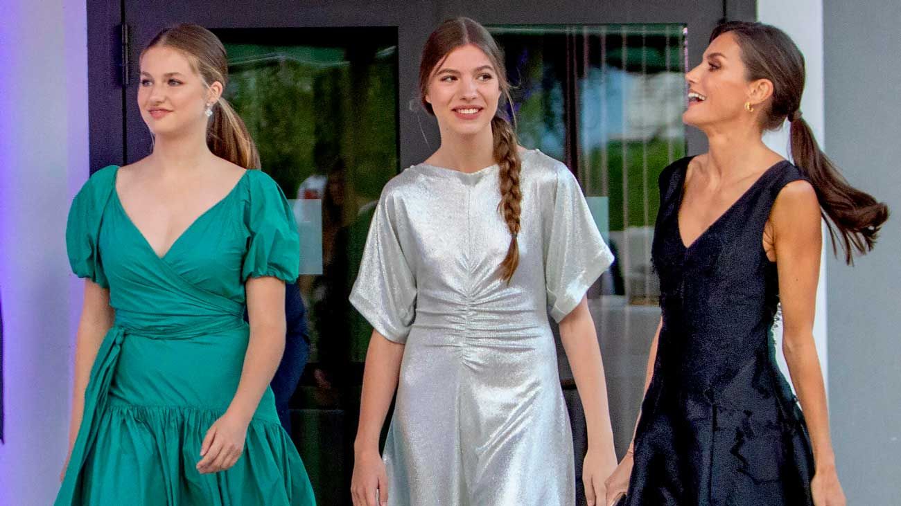 La princesse de Gérone remet les prix de sa fondation et évoque son avenir en présence du roi Felipe, de la reine Letizia et de l'infante Sofia