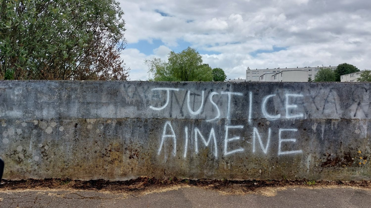 après les émeutes, des habitants de Mont-Saint-Martin racontent l'intervention du Raid, durant laquelle un jeune est tombé dans le coma