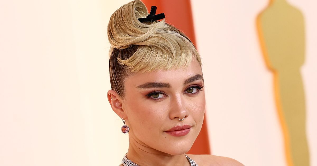 Florence Pugh Debuts Bold Pink Buzz Cut At Valentino Show