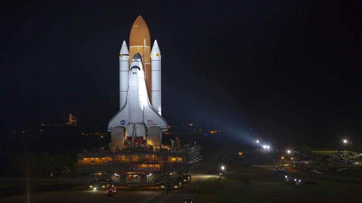 NASA's Space Shuttle Endeavour Will Stand Tall Once More