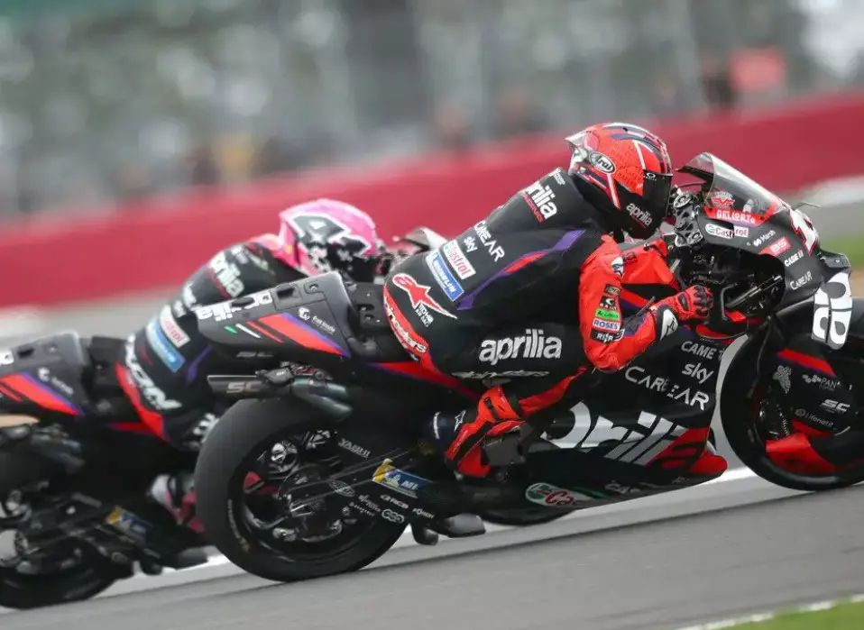 MotoGP Silverstone J3, Maverick Viñales (Aprilia/5) : "je suis surtout content de la victoire d'Aprilia et je ne voulais pas sortir Jack Miller"