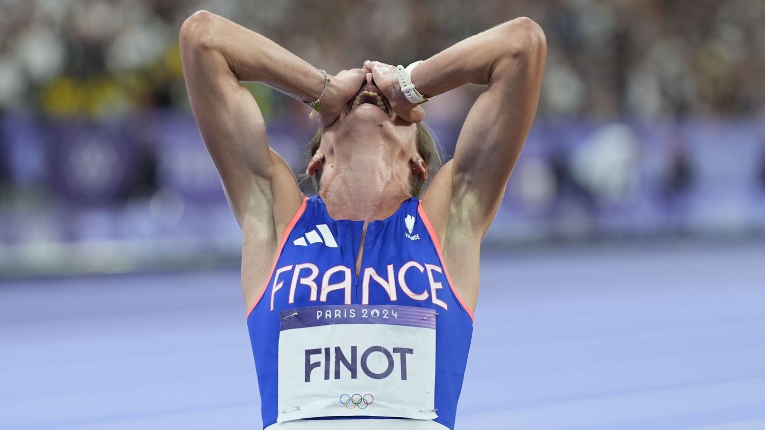 la Française Alice Finot explose le record d'Europe du 3 000 m steeple avec un dernier tour exceptionnel