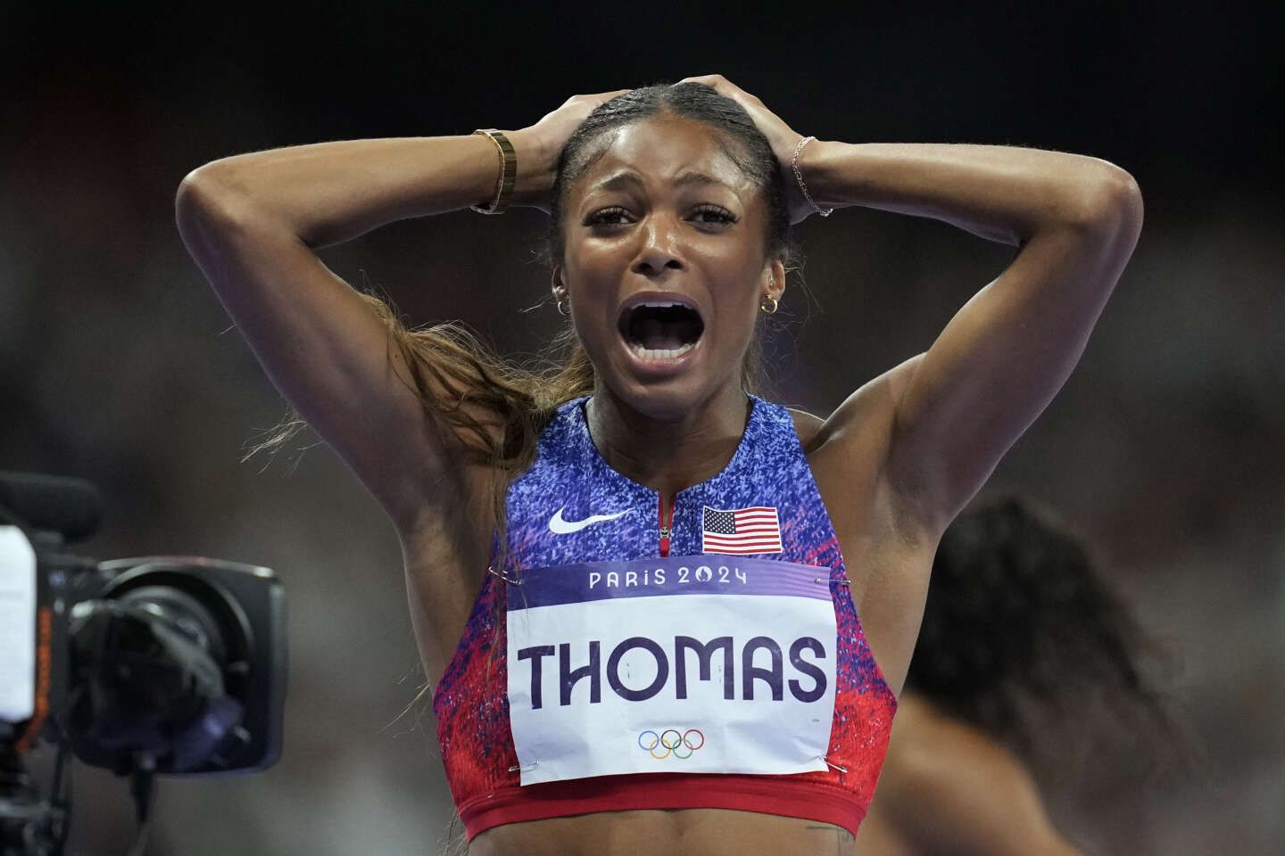 Athlétisme aux JO 2024 : la tête et les jambes, l’Américaine Gabrielle Thomas triomphe sur le 200 m