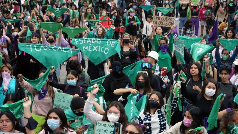 Mexico federally decriminalizes abortion