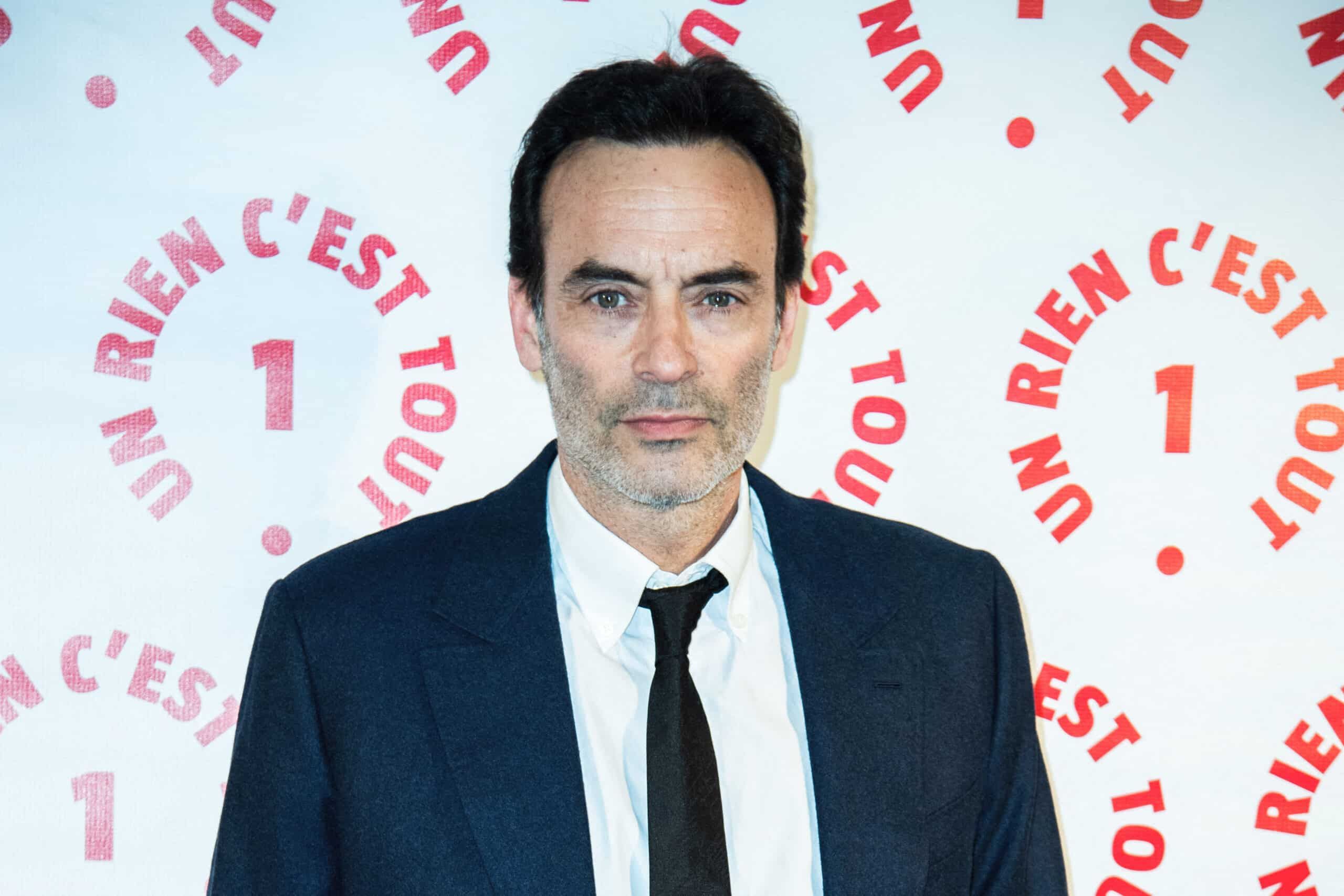 Anthony Delon menaçant sur Instagram avec ceux qui "pensent" à entrer par intrusion dans la propriété de Douchy