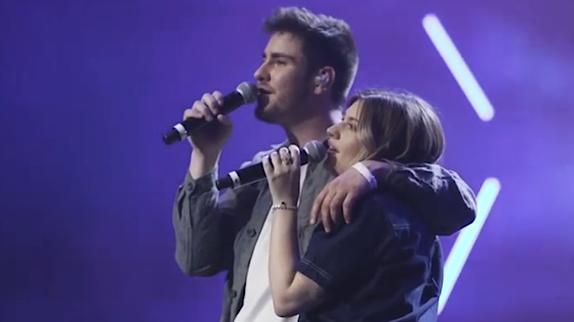 Star Academy : Marine et Julien Lieb partagent un duo surprise en concert, regardez !