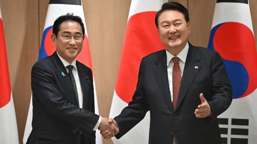 Kishida and Yoon hail closer ties as 'shuttle diplomacy' resumes