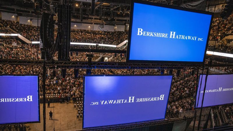 Berkshire Hathaway sees jump in earnings as annual meeting begins