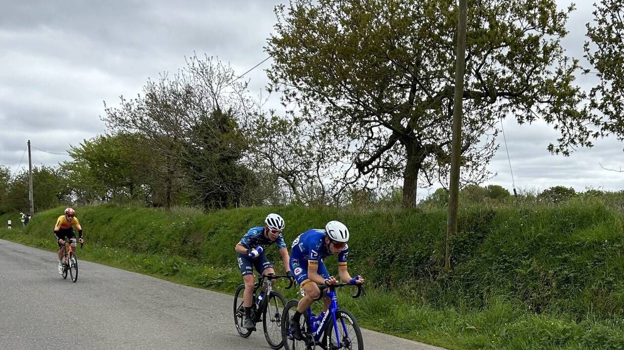 DIRECT. Tro Bro Leon : trois hommes en tête, suivez la course cycliste bretonne en intégralité