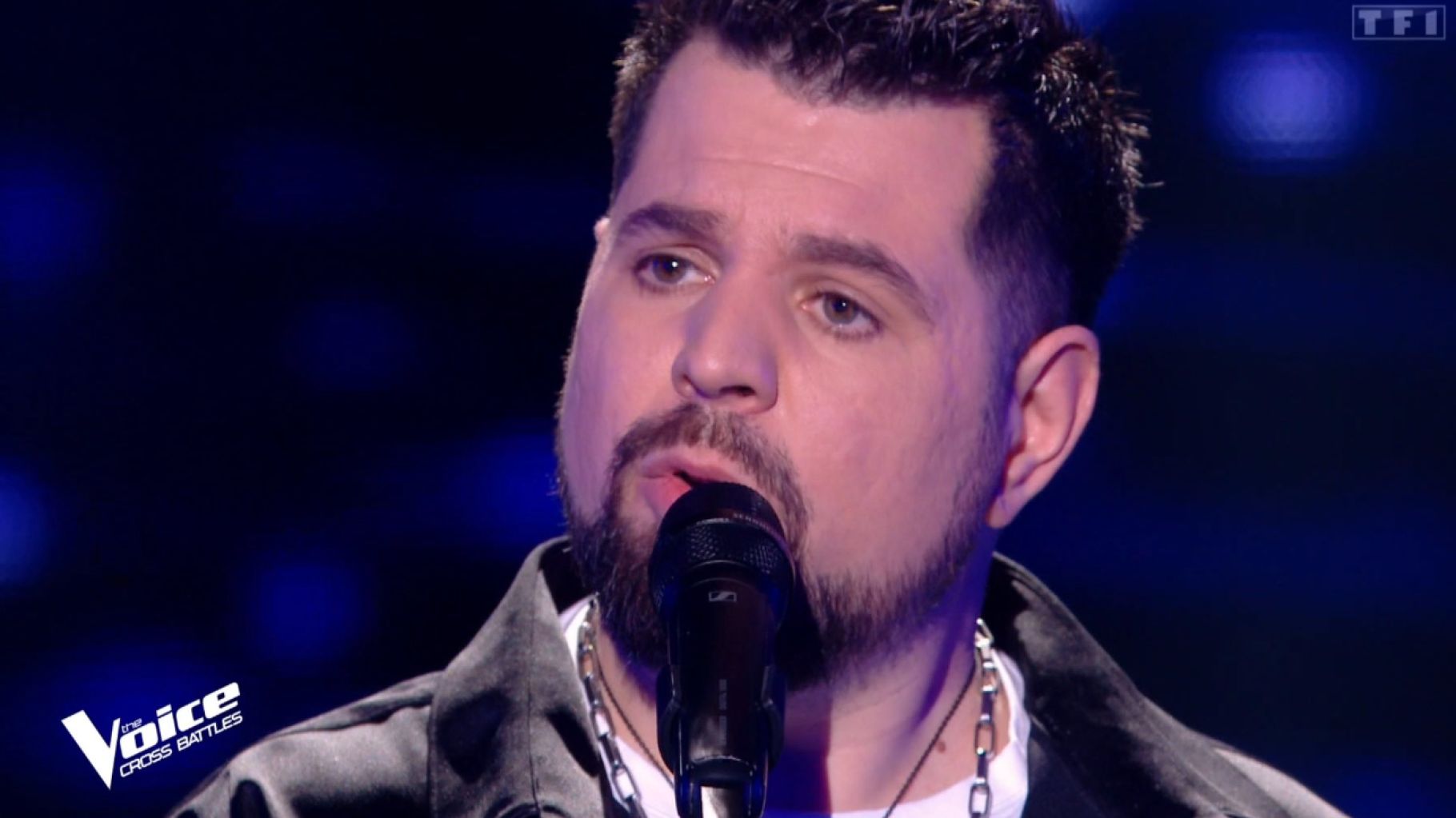 Dans " The Voice ", Aurélien a bluffé avec " SOS d’un terrien en détresse "