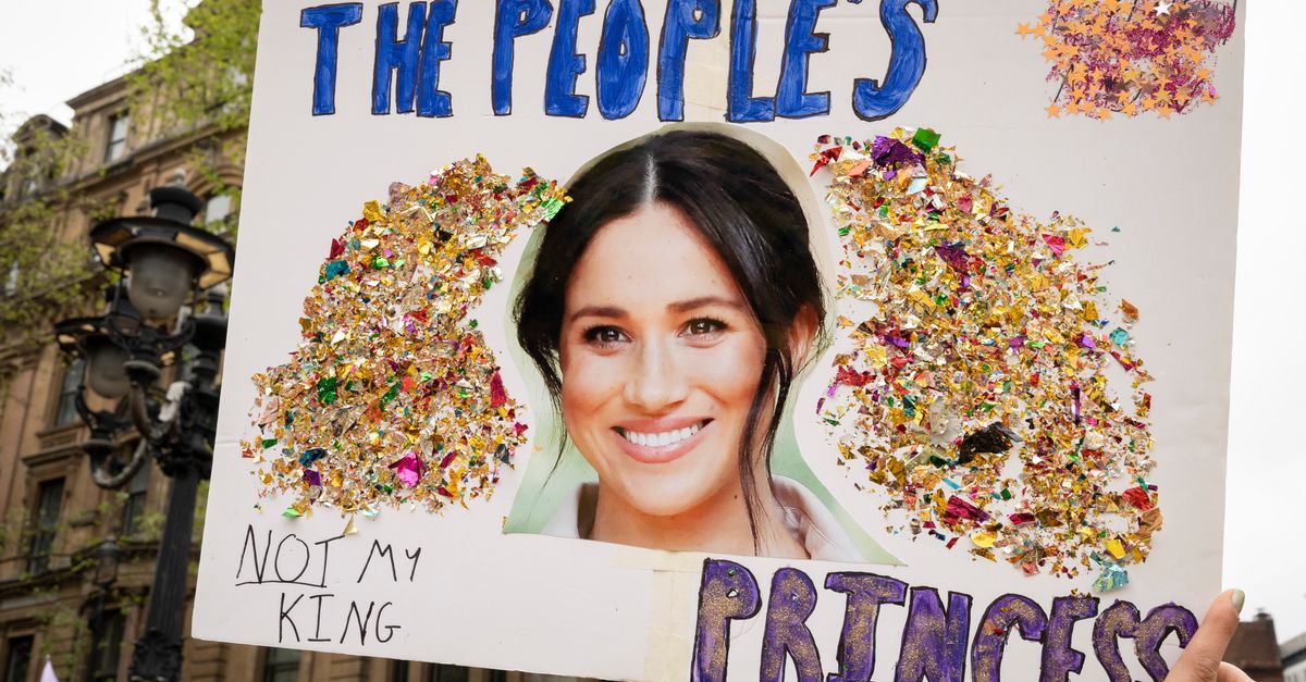 Demonstrators Show Support For Meghan Markle Amid King Charles' Coronation