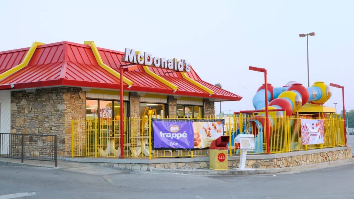 Scandale McDonald's: deux enfants de 10 ans travaillaient illégalement et gratuitement dans un restaurant !