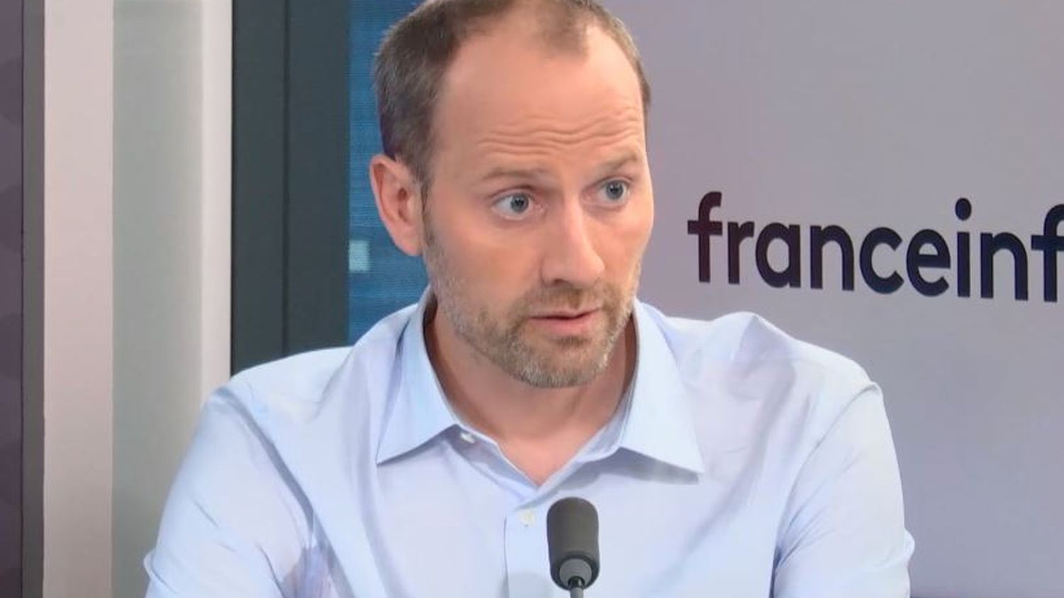 Taxation des plus riches : "L'impôt sur le revenu représente une toute petite partie de leur impôt", explique l'économiste Laurent Bach