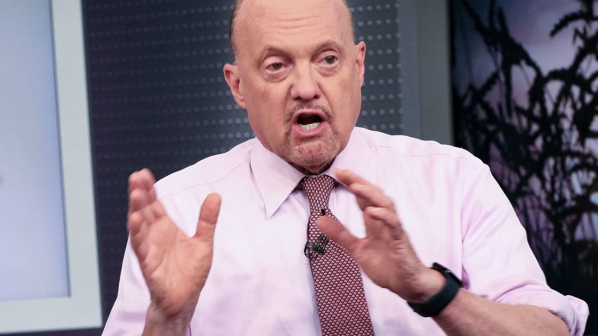 As the crypto lawsuits pile up, Cramer says get out while you can