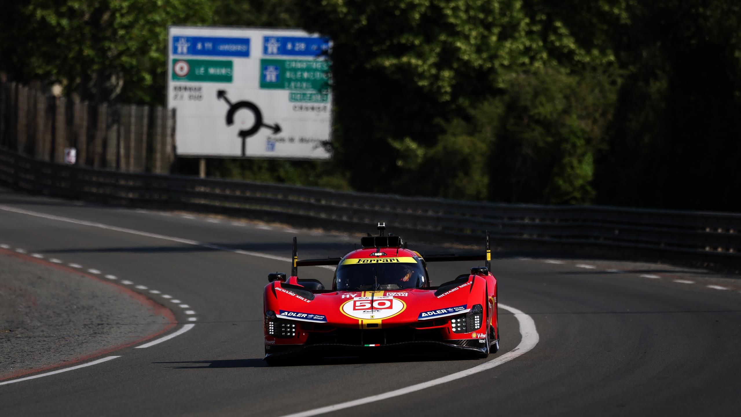 24 Heures du Mans : Ferrari domine Toyota lors des essais qualificatifs, Porsche en tête des essais libres 2