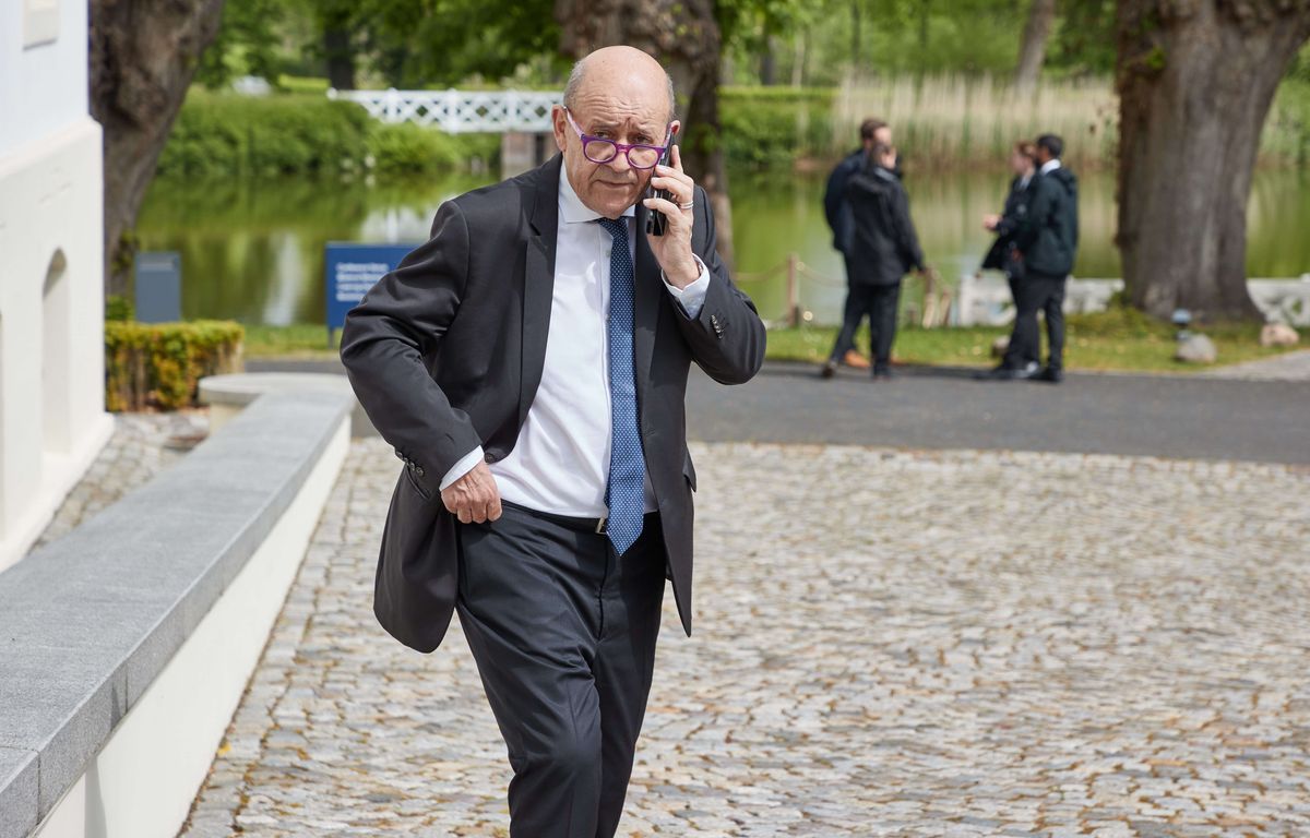 Jean-Yves Le Drian, ancien ministre, nommé " envoyé personnel pour le Liban " par Emmanuel Macron