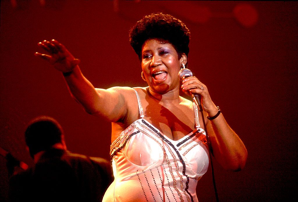 Aretha Franklin Left Two Handwritten Wills, Court Will Determine Which To Follow