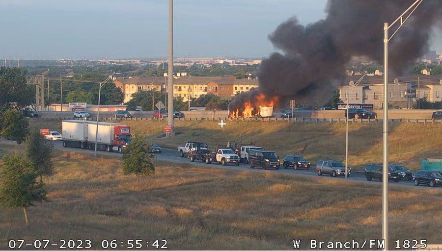 Traffic Alert: Vehicle fire blocks several lanes near I-35 in north Austin