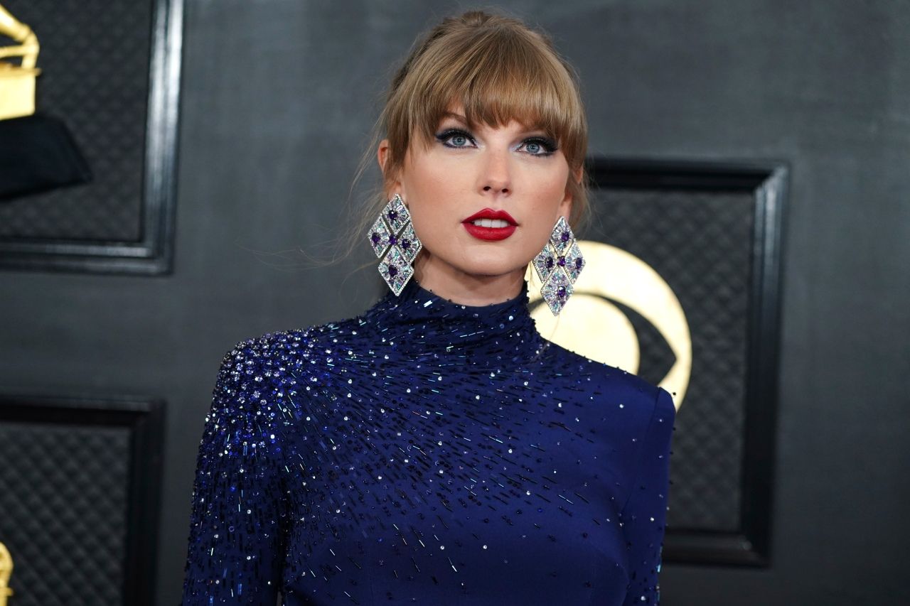 Woman charged with trespassing at Taylor Swift’s Westerly home