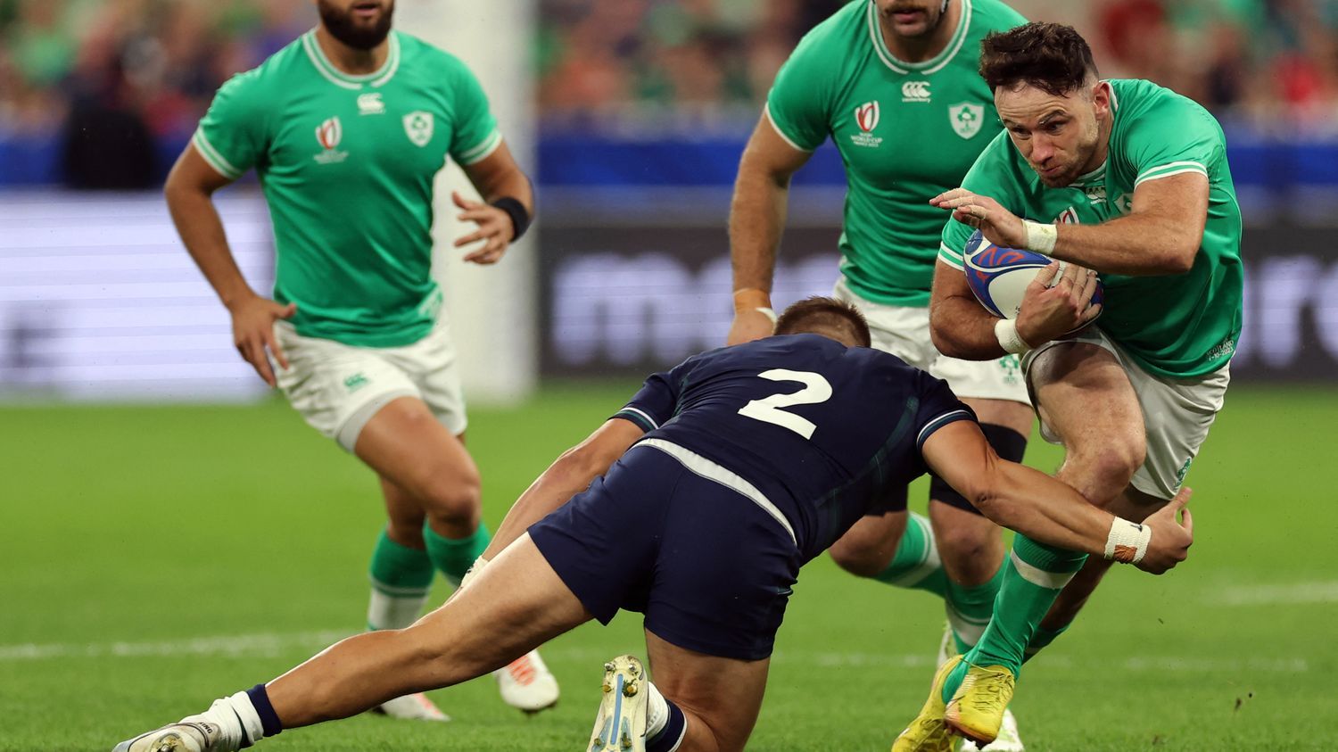 l'Irlande marque le premier essai contre l'Ecosse, suivez le match avec nous