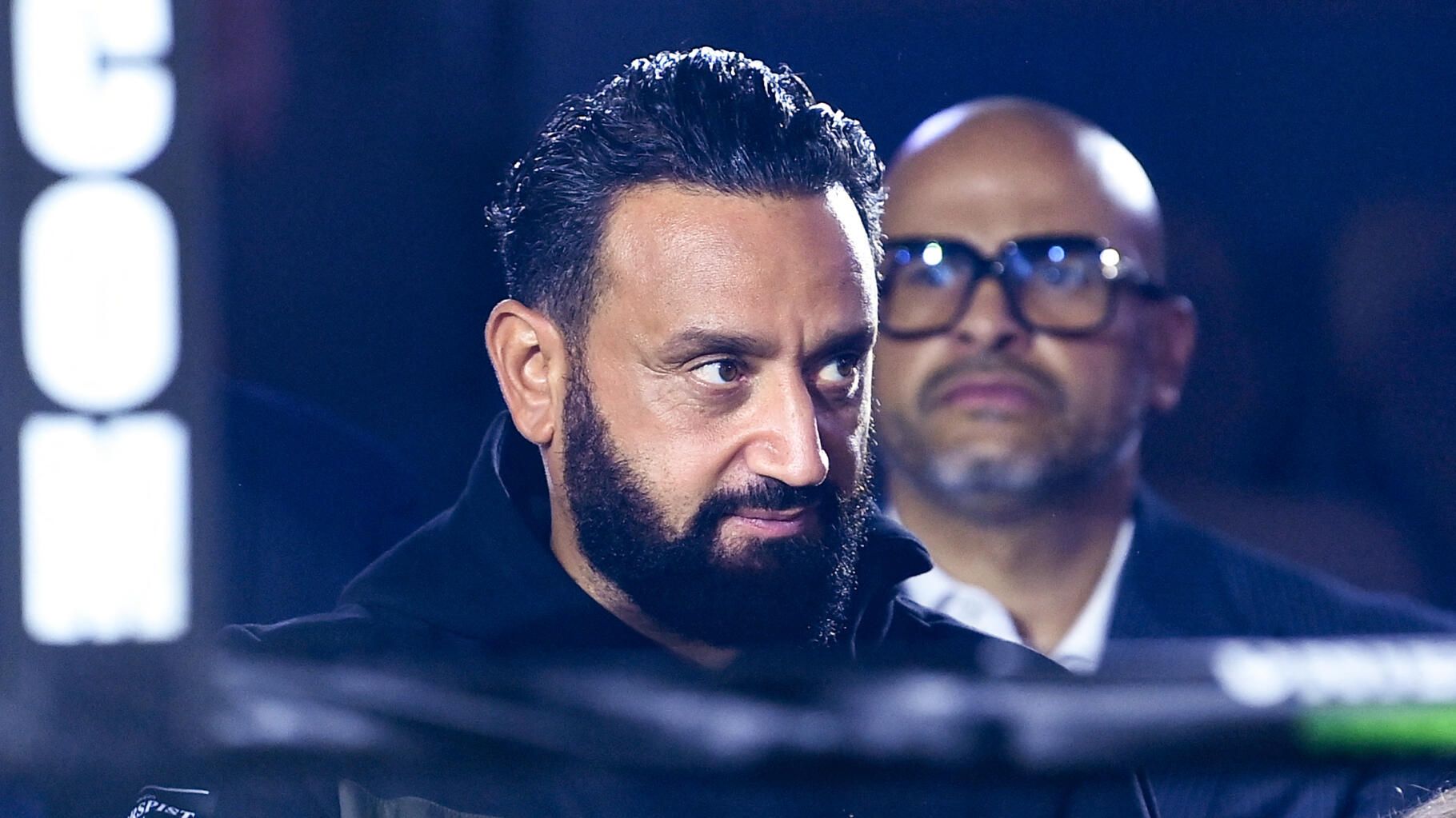 Cyril Hanouna et Arthur visés par des menaces de mort à caractère antisémite, un homme interpellé