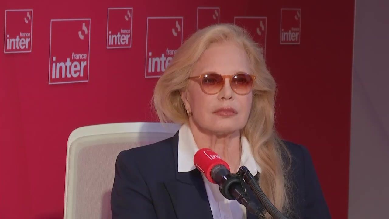 "Ça ne va aller qu'en empirant" : Sylvie Vartan sans filtre en évoquant l'avenir